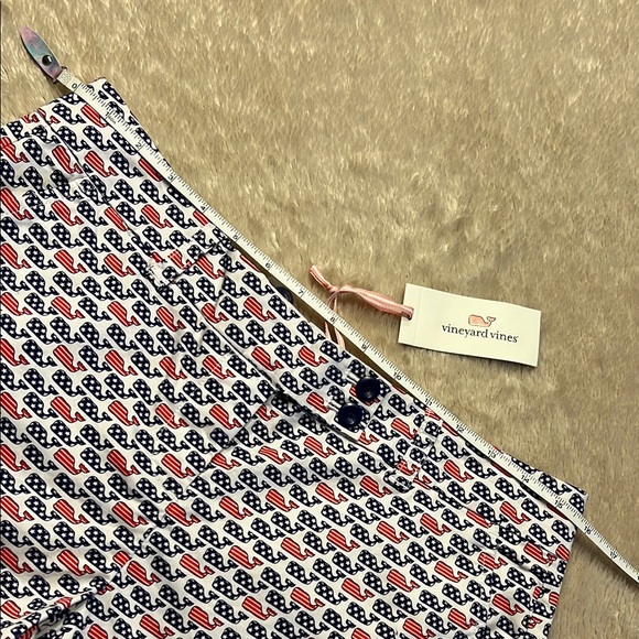 VINEYARD VINES Flag Whale Print Short - Picture 13 of 16